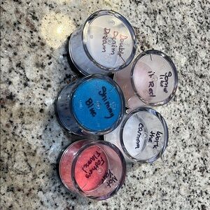 Shimmery dip powders.  Not sure of the brand. Was split. $10 for the whole lot